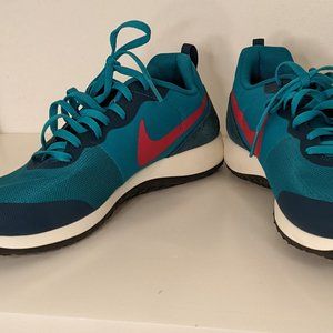 Nike Shoes  Never Worn Size 11